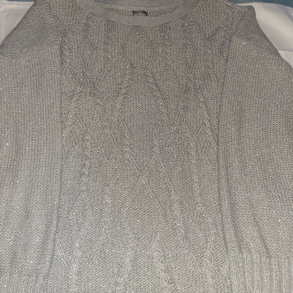 Sweaters - Picture 2 of 2